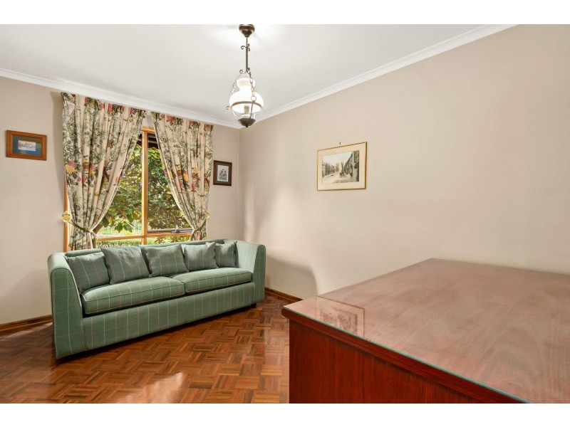 18 Pankhurst Crescent, Gilmore ACT 2905