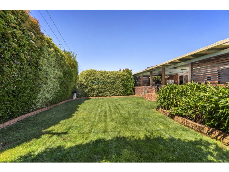 25 Enid Lorimer Circuit, Chisholm ACT 2905