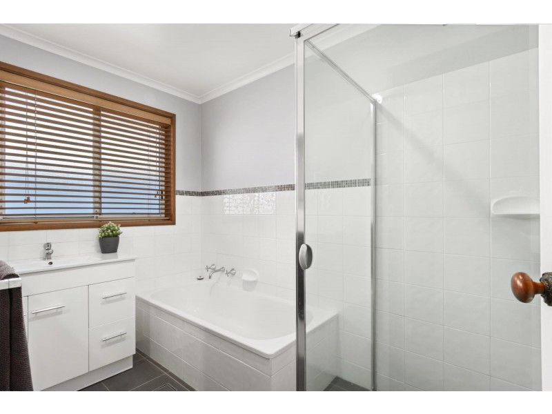 25 Enid Lorimer Circuit, Chisholm ACT 2905