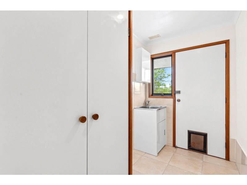 16 Kingsbury Street, Gowrie ACT 2904