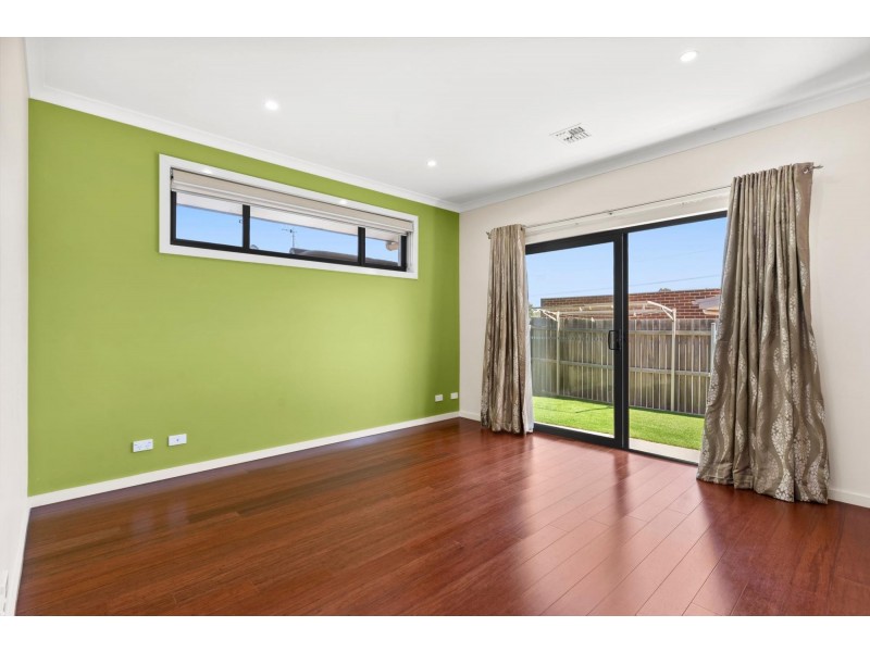 49 Langtree Crescent, Crace ACT 2911