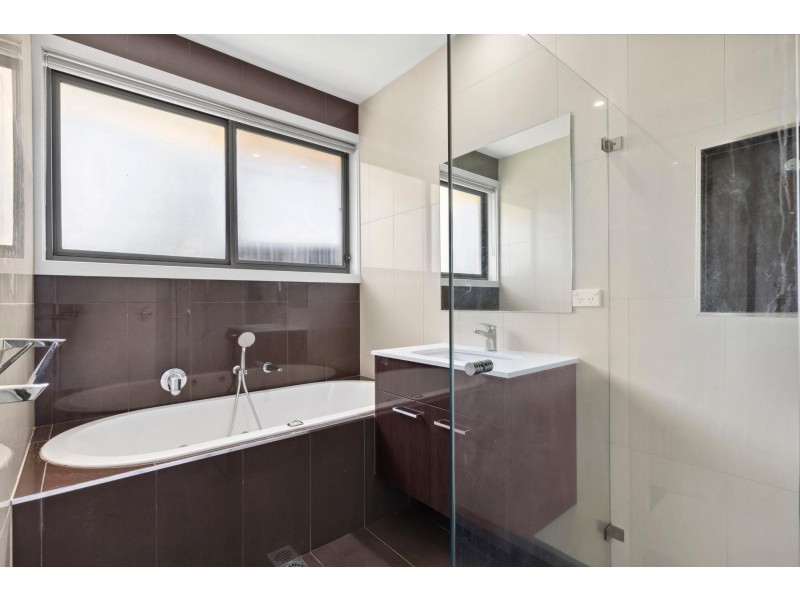 49 Langtree Crescent, Crace ACT 2911