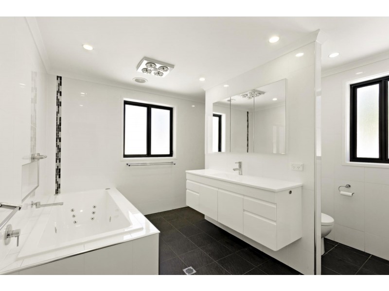 7 Laughton Street, Chisholm ACT 2905