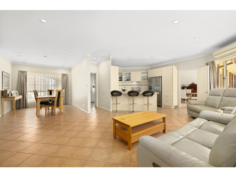 2 Merv Waite Street, Gordon ACT 2906