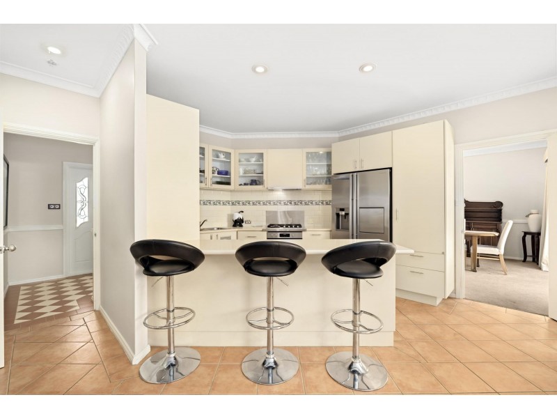 2 Merv Waite Street, Gordon ACT 2906