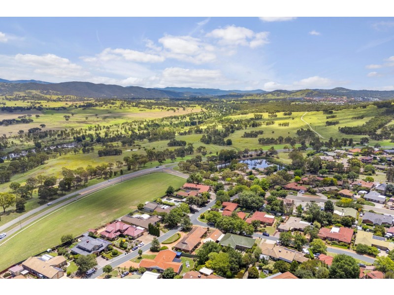 2 Merv Waite Street, Gordon ACT 2906