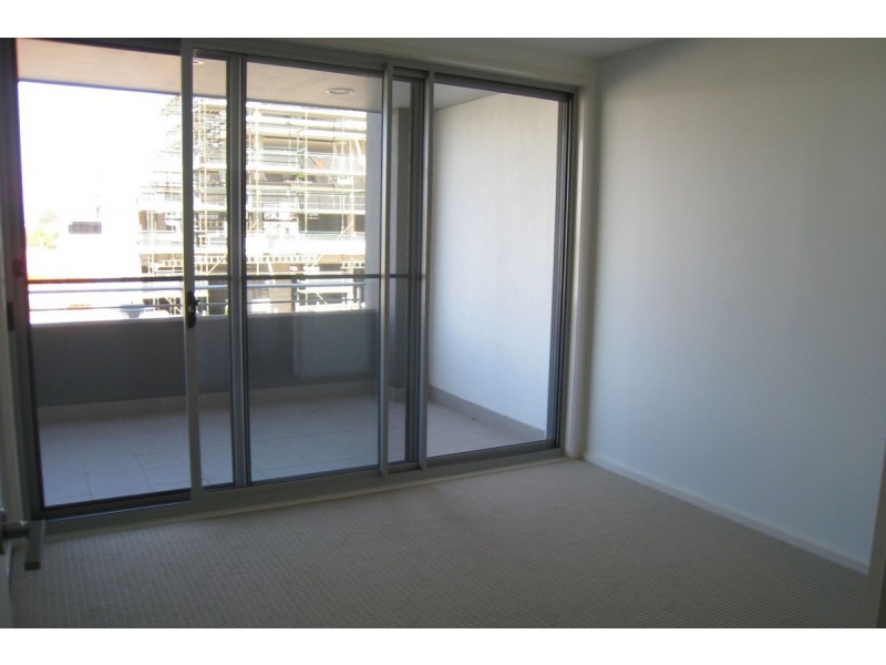 10/71 Giles Street, Kingston ACT 2604