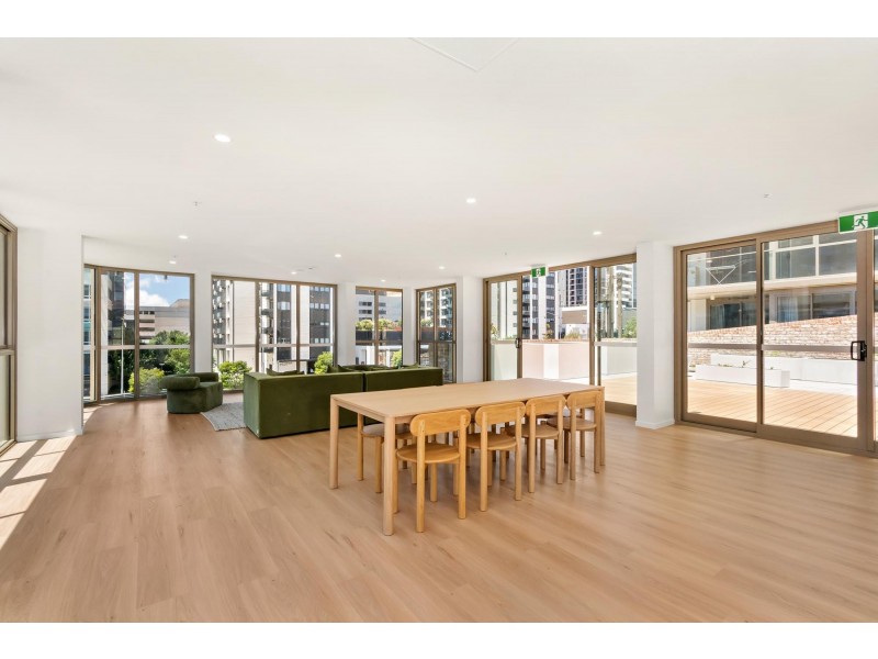 911/1 Corinna Street, Phillip ACT 2606