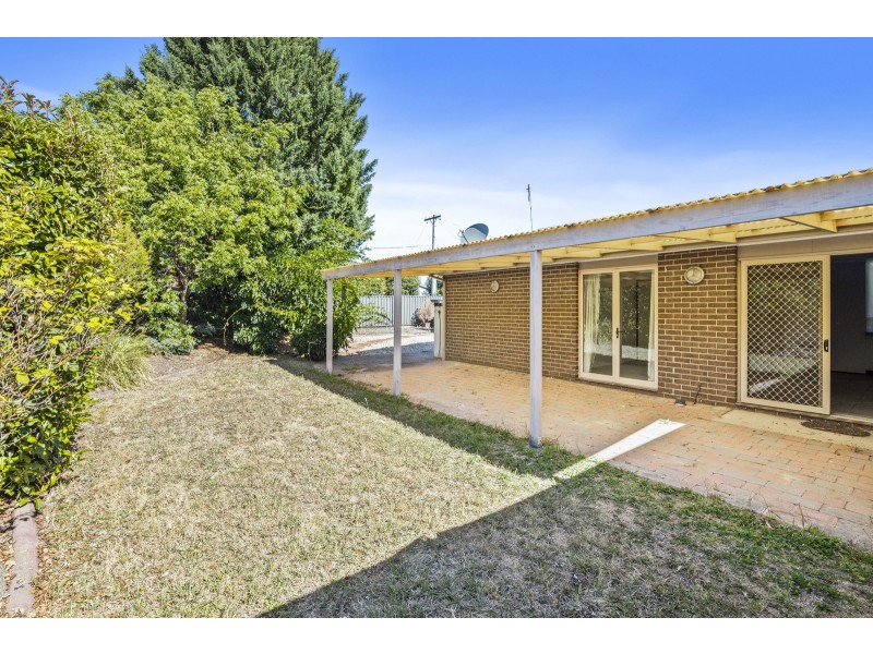 6 Tumbleton Place, Isabella Plains ACT 2905