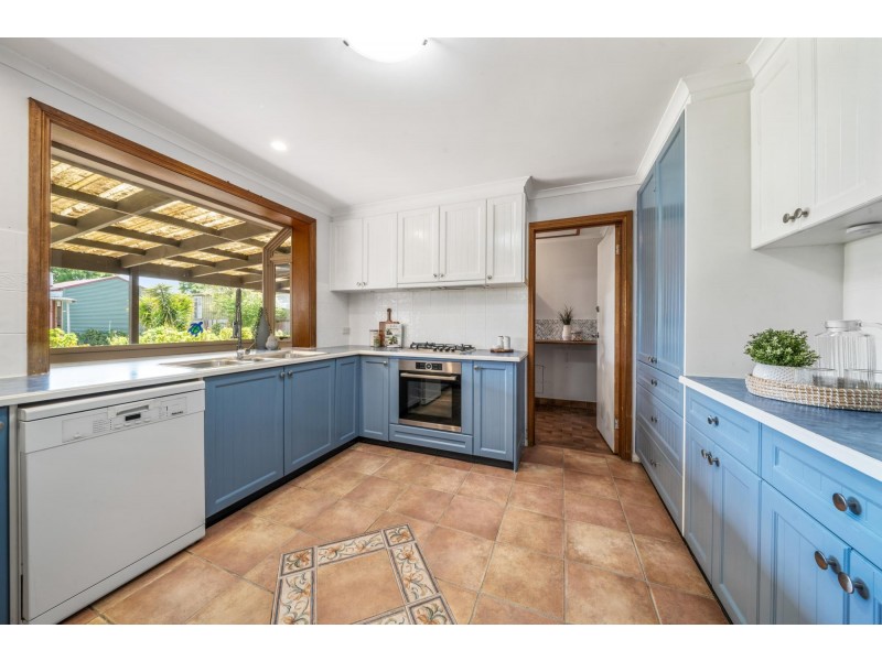52 Couchman Crescent, Chisholm ACT 2905