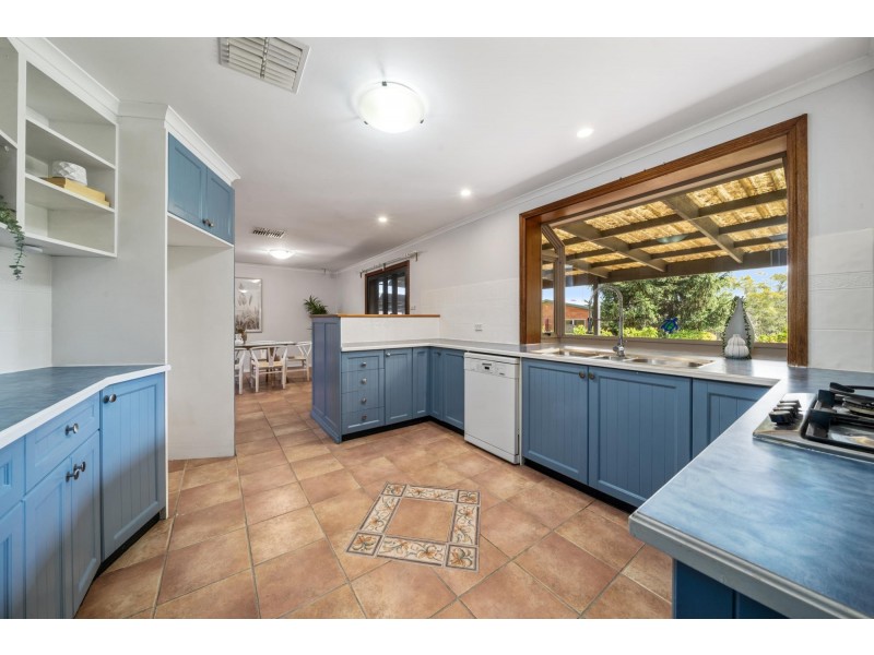 52 Couchman Crescent, Chisholm ACT 2905