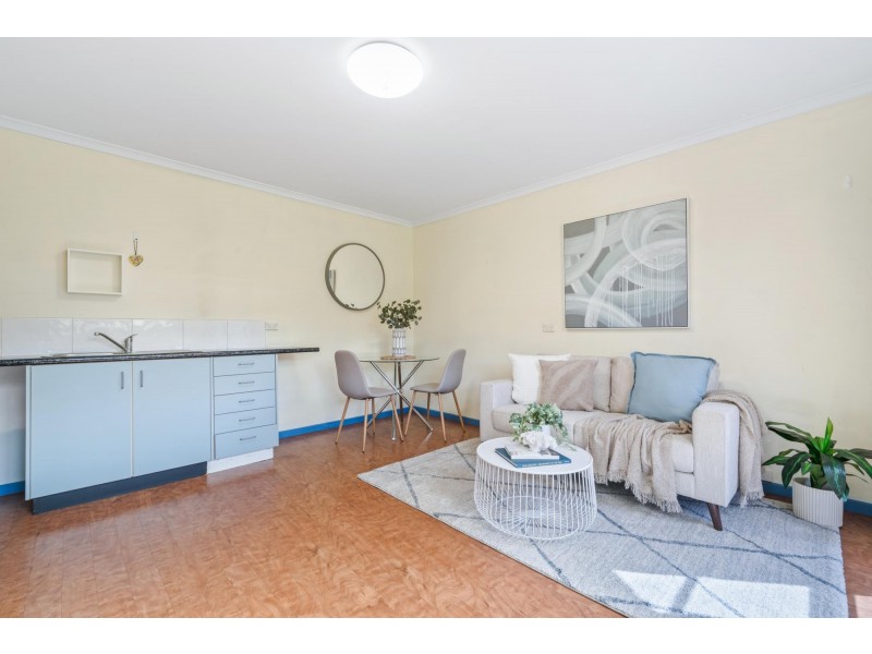 52 Couchman Crescent, Chisholm ACT 2905