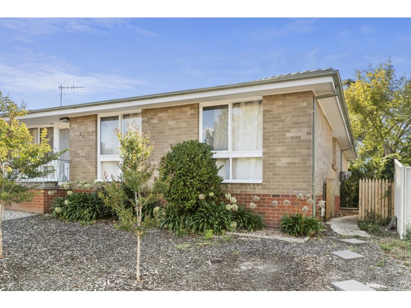 33B Bateman Street, Kambah ACT 2902