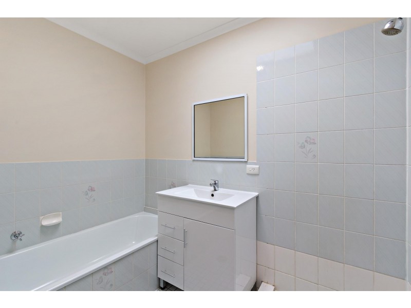 4 Burhop Close, Theodore ACT 2905