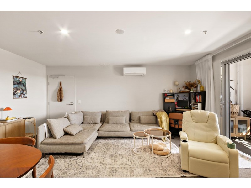 328/325 Anketell Street, Greenway ACT 2900