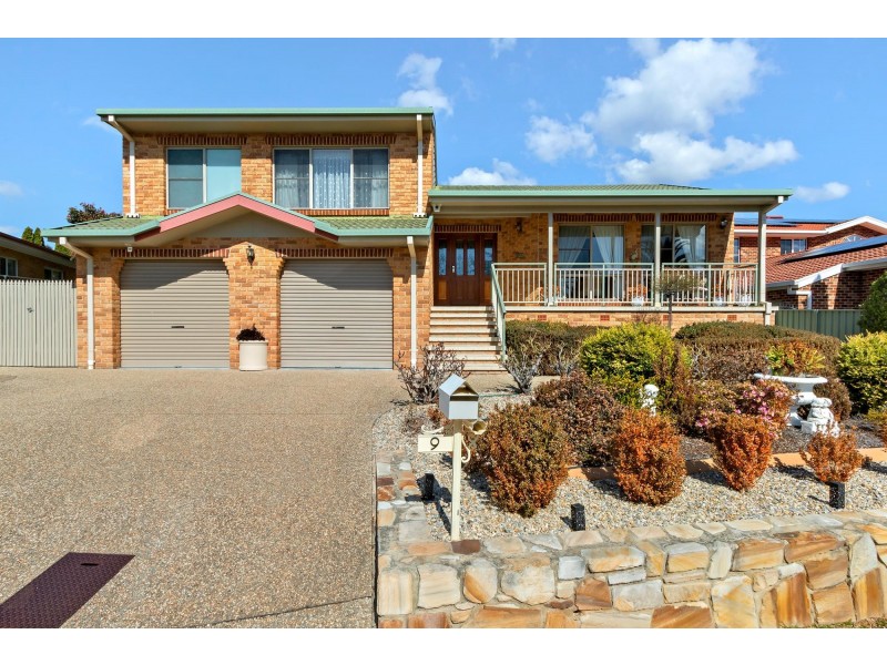 9 Winser Crescent, Kambah ACT 2902