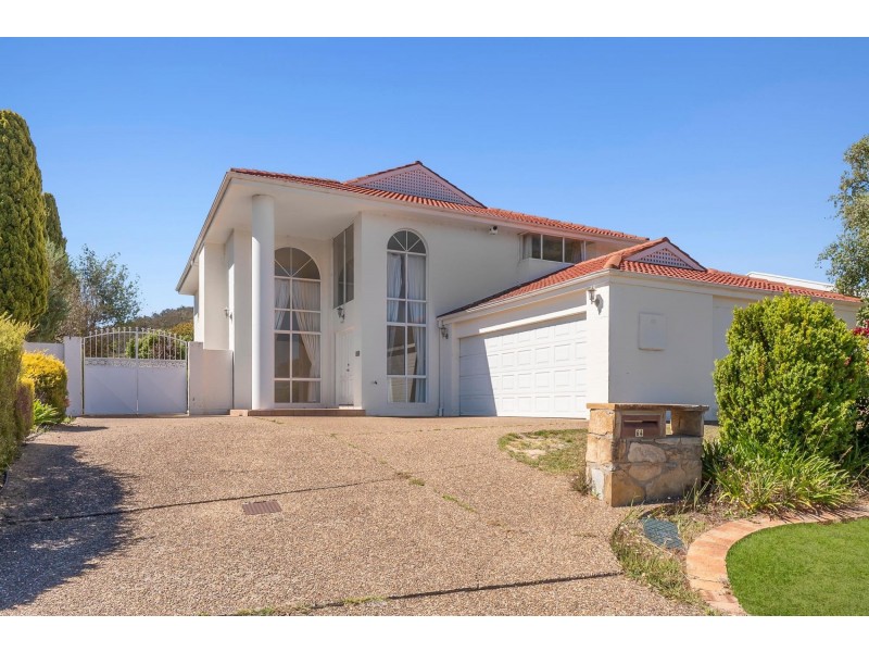 64 Mount Vernon Drive, Kambah ACT 2902