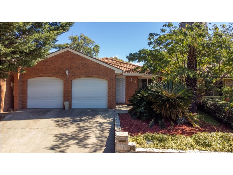 22 Charlton Crescent, Gordon ACT 2906