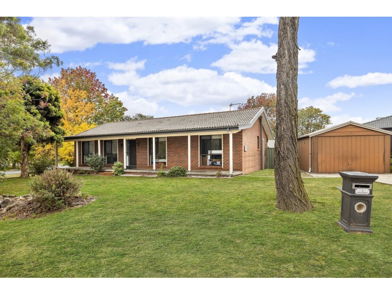 1 Fernie Place, Monash ACT 2904