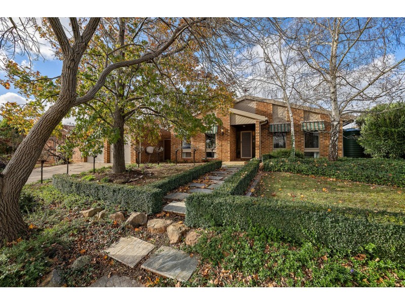 12 Firbank Close, Isabella Plains ACT 2905