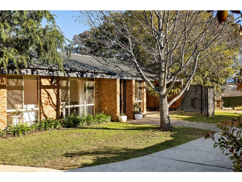 10 Firbank Close, Isabella Plains ACT 2905