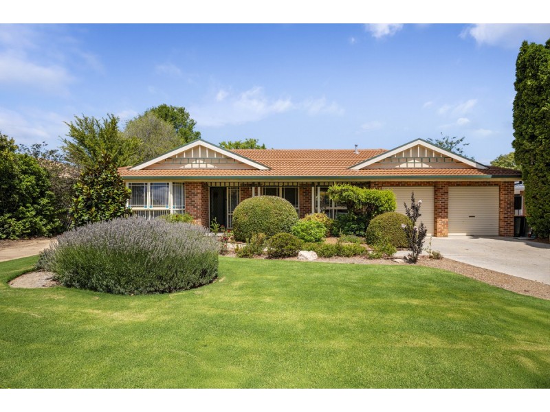 28 Preddey Way, Gordon ACT 2906