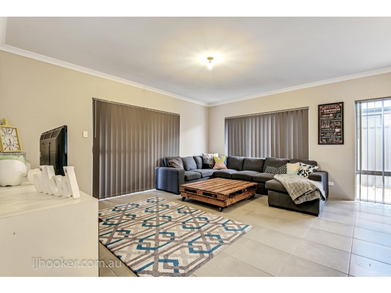 7 Ornate Gld, Aveley WA 6069