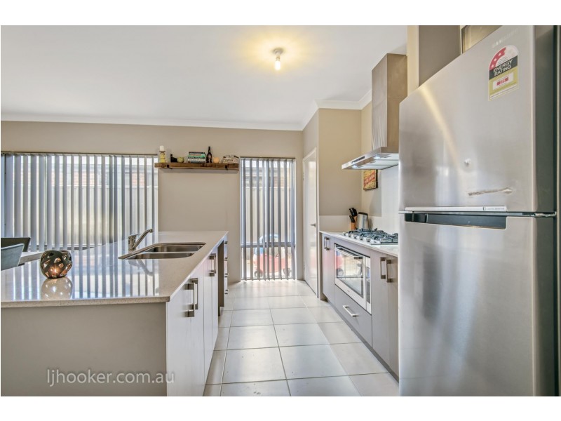 7 Ornate Gld, Aveley WA 6069