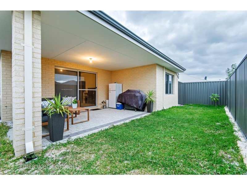 7 Ornate Gld, Aveley WA 6069