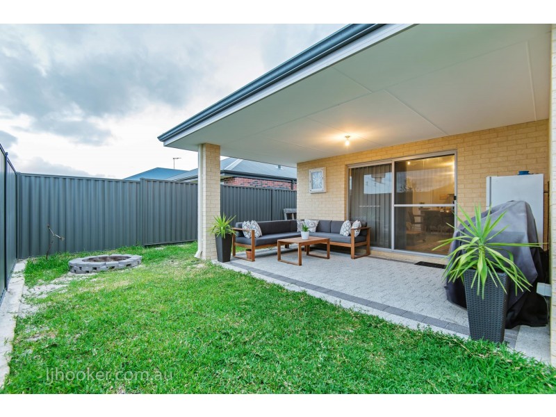 7 Ornate Gld, Aveley WA 6069