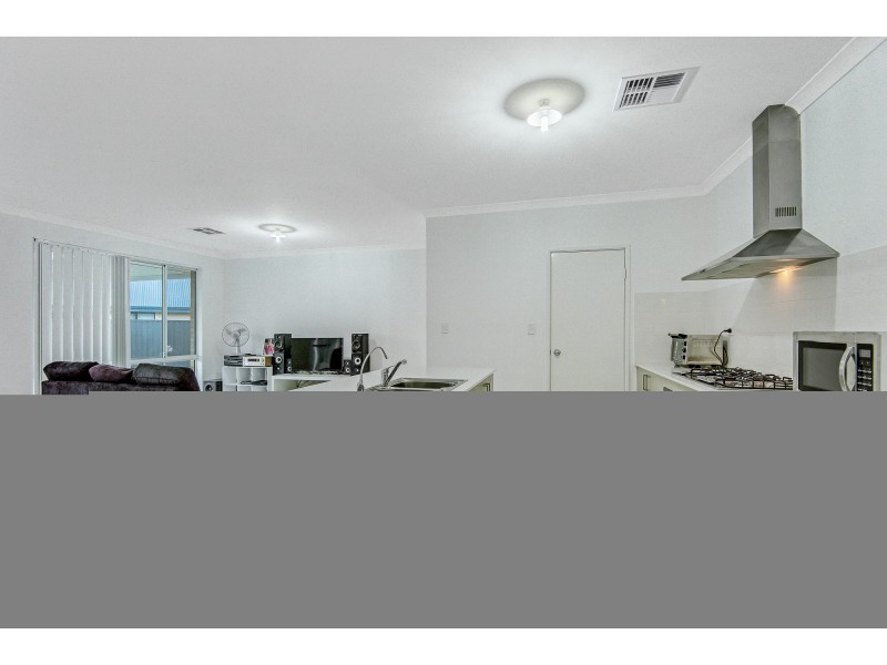 12 Furlong Road, The Vines WA 6069