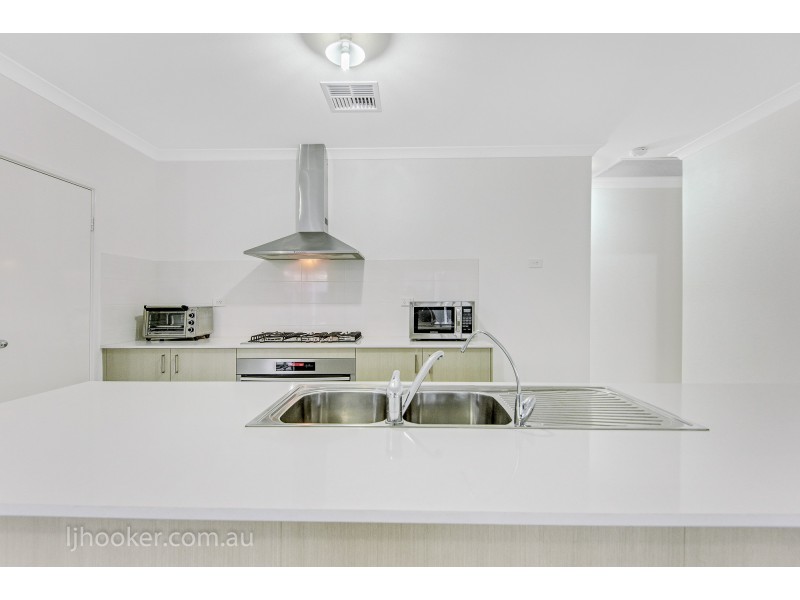 12 Furlong Road, The Vines WA 6069