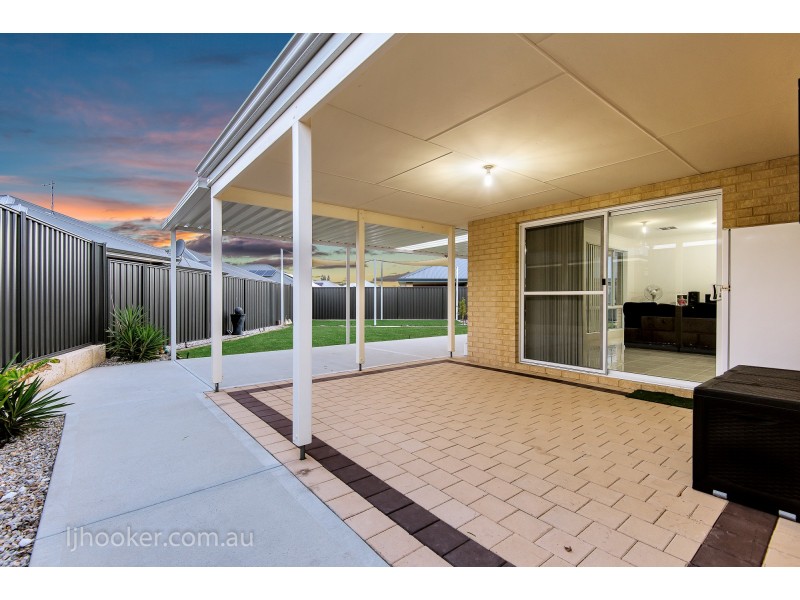 12 Furlong Road, The Vines WA 6069