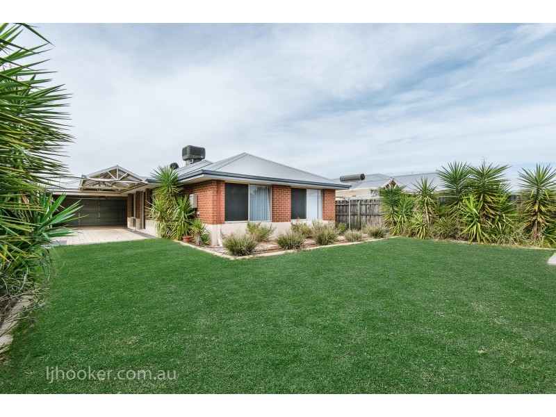 20 Simmonds Pass, Ellenbrook WA 6069