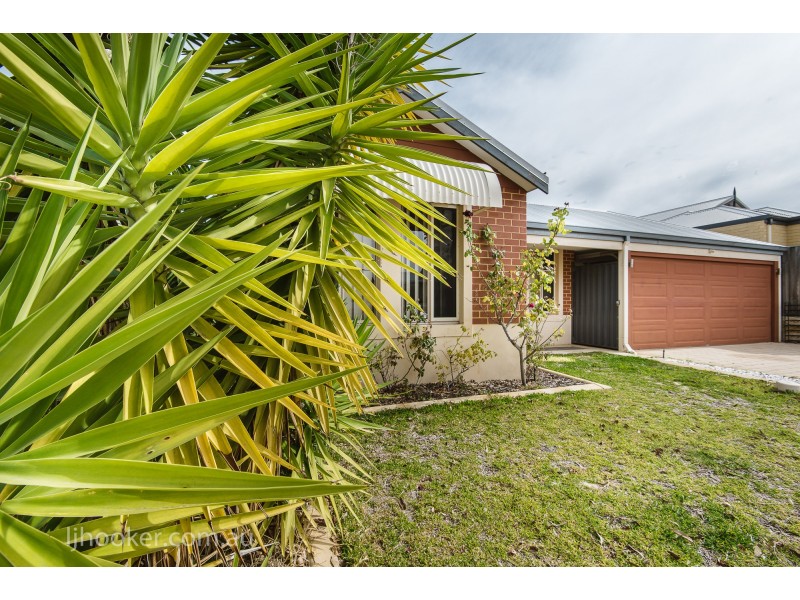 20 Simmonds Pass, Ellenbrook WA 6069