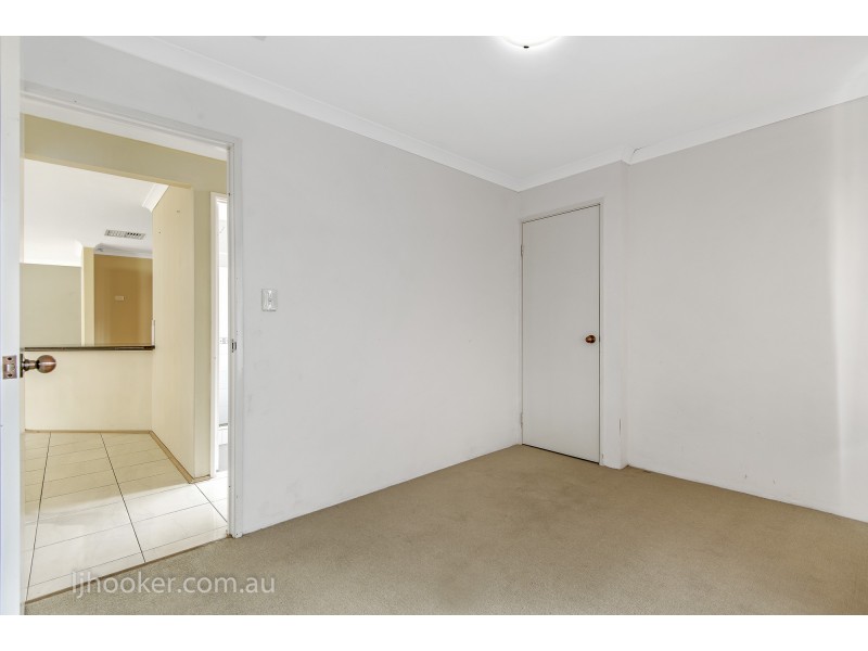 20 Simmonds Pass, Ellenbrook WA 6069