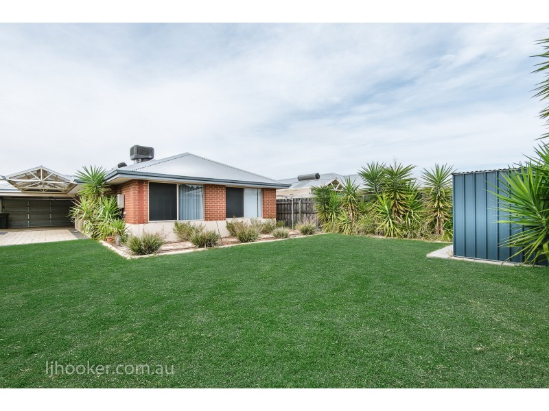 20 Simmonds Pass, Ellenbrook WA 6069