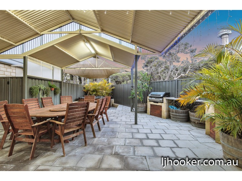 12 Cordovan Parkway, Aveley WA 6069