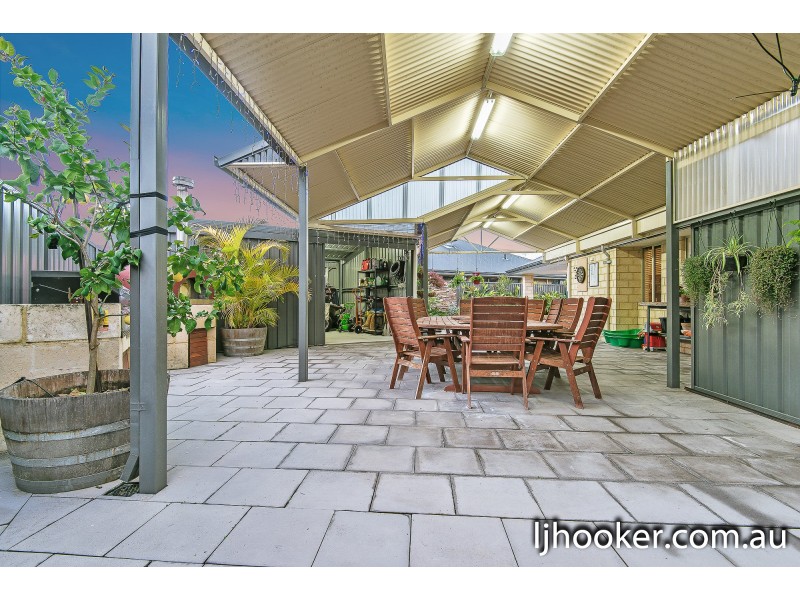 12 Cordovan Parkway, Aveley WA 6069