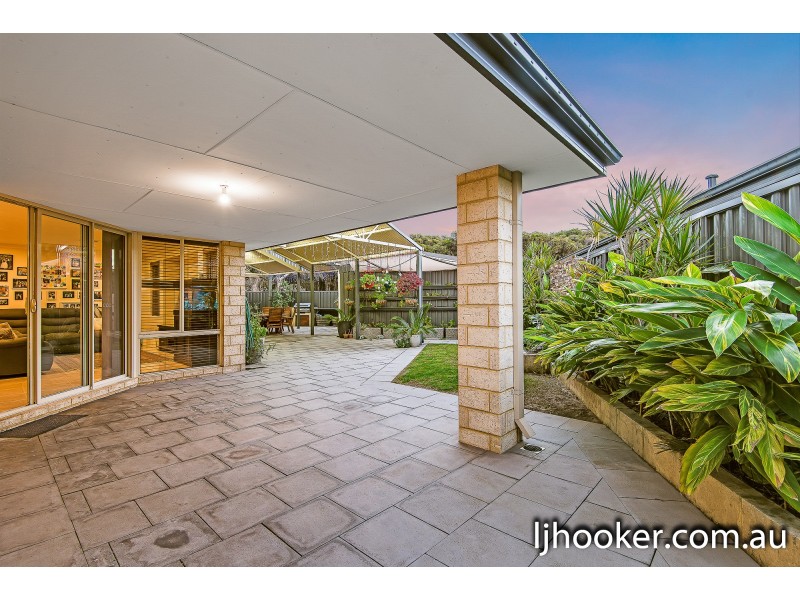 12 Cordovan Parkway, Aveley WA 6069