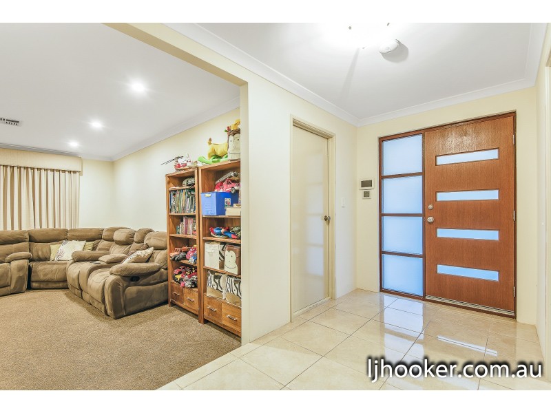 12 Cordovan Parkway, Aveley WA 6069