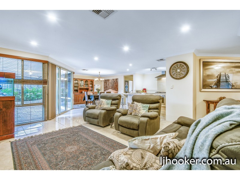 12 Cordovan Parkway, Aveley WA 6069