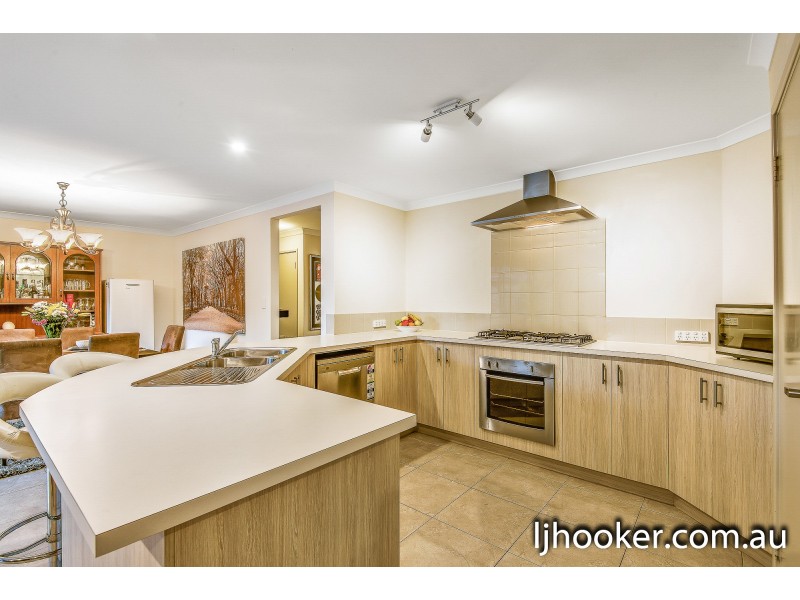 12 Cordovan Parkway, Aveley WA 6069