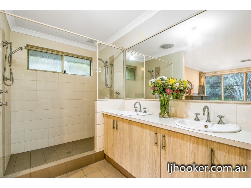 12 Cordovan Parkway, Aveley WA 6069