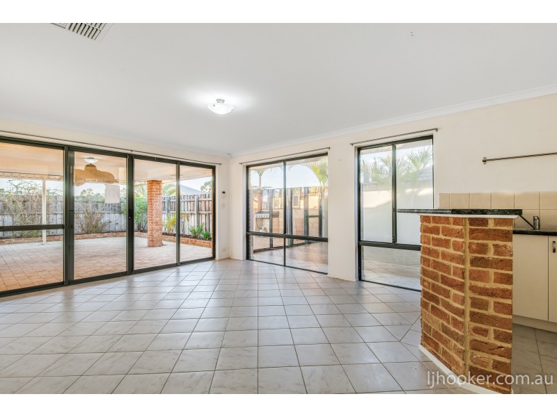 8 Blendon Avenue, Ellenbrook WA 6069