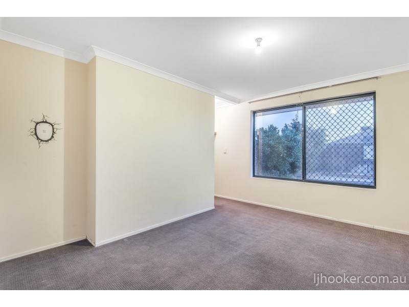 8 Blendon Avenue, Ellenbrook WA 6069