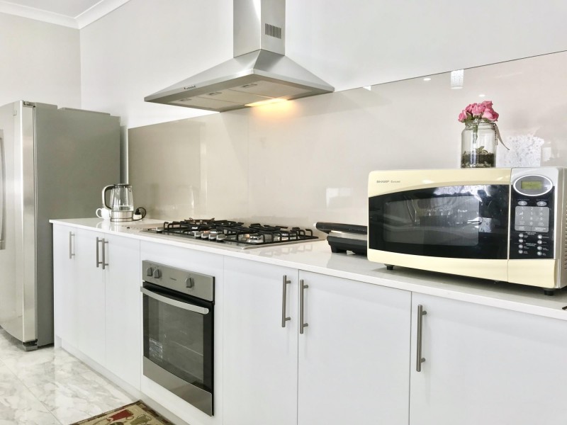 12 Abberton Street, Aveley WA 6069