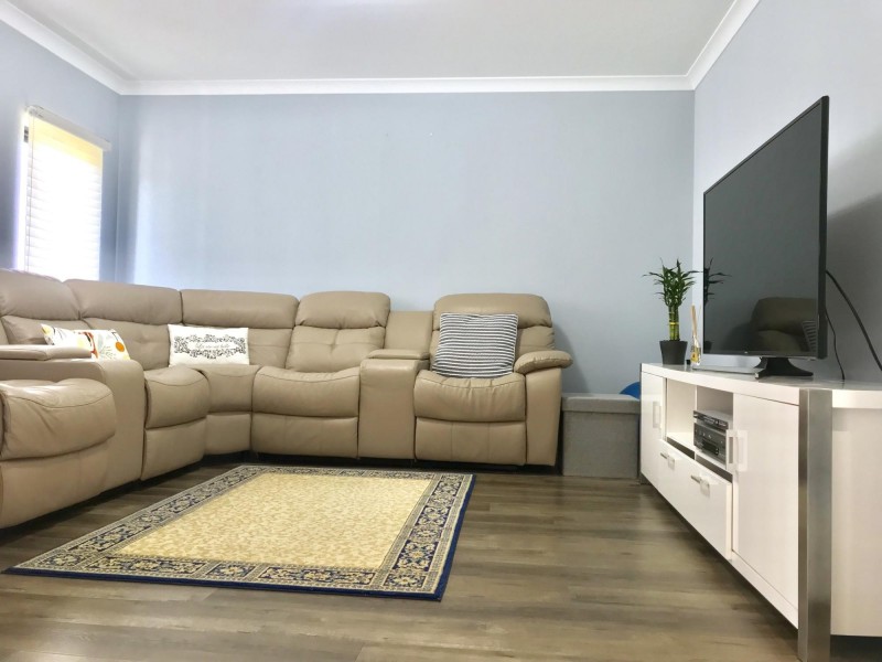 12 Abberton Street, Aveley WA 6069