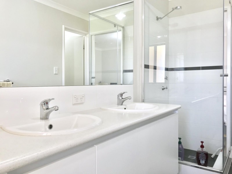 12 Abberton Street, Aveley WA 6069
