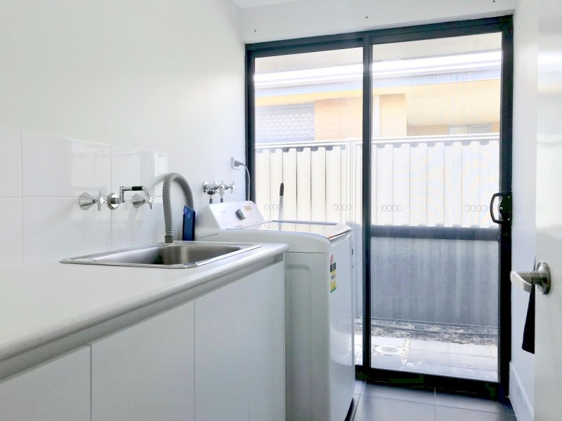 12 Abberton Street, Aveley WA 6069